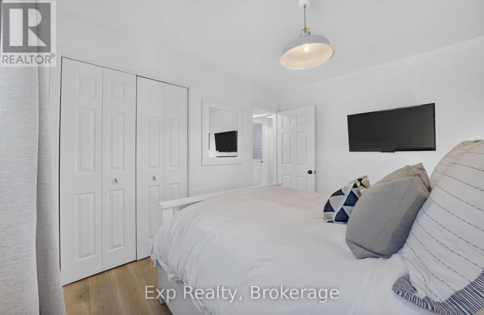 90 COSY COVE LANE