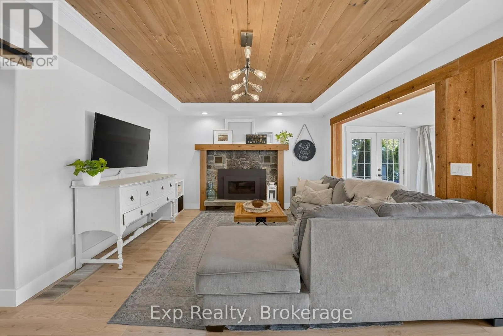 90 COSY COVE LANE