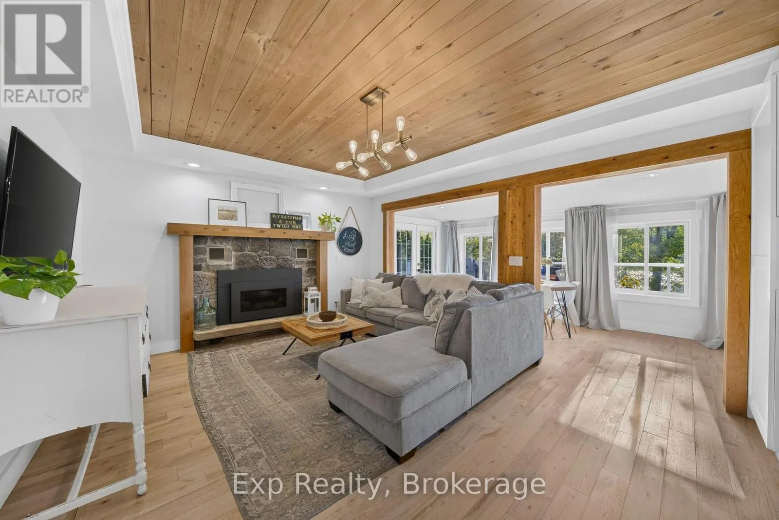 90 COSY COVE LANE