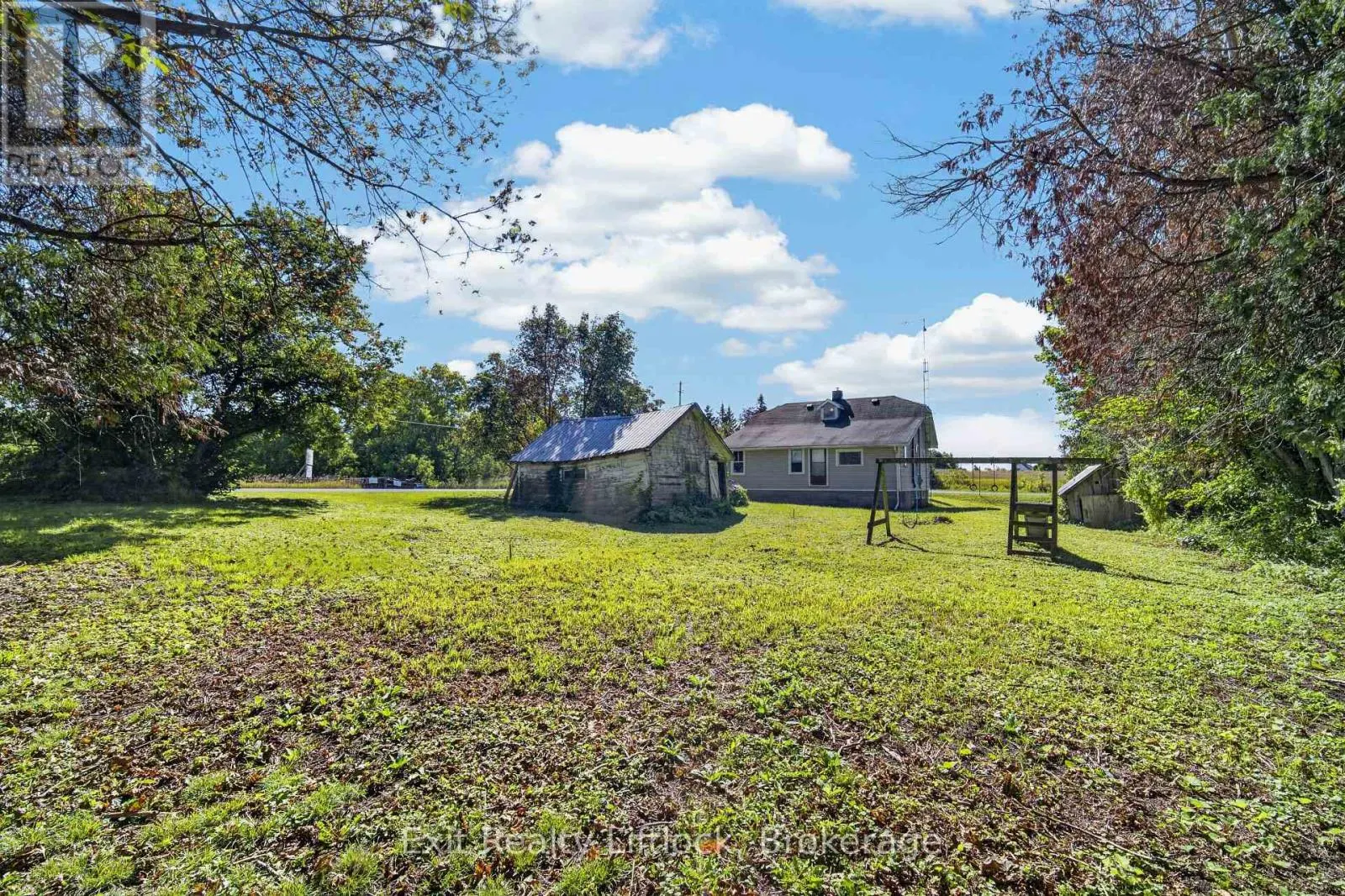 1952 COUNTY RD 6 ROAD