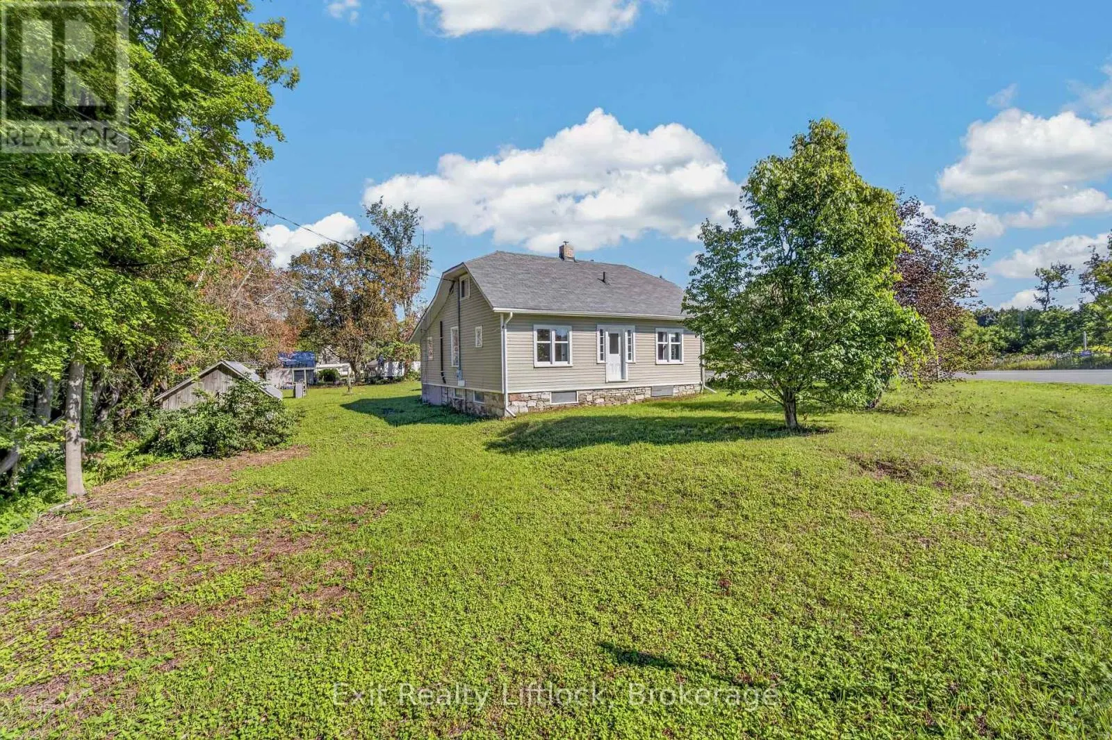1952 COUNTY RD 6 ROAD