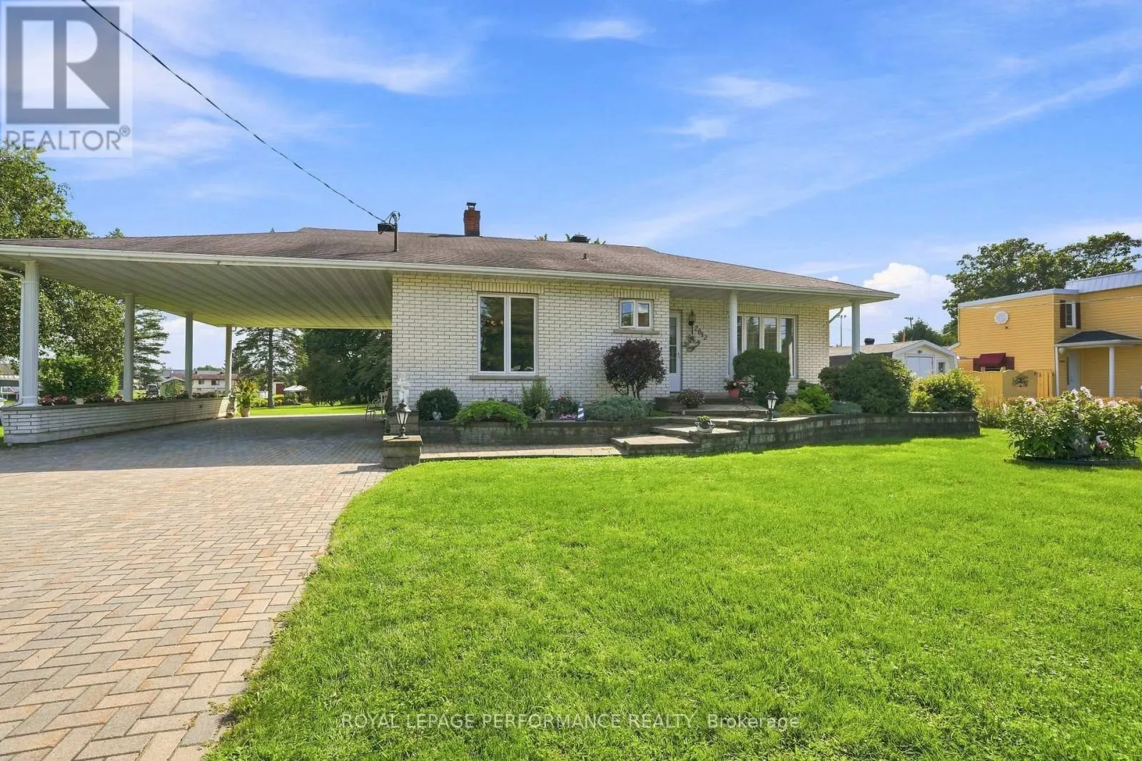 2012 LAJOIE STREET