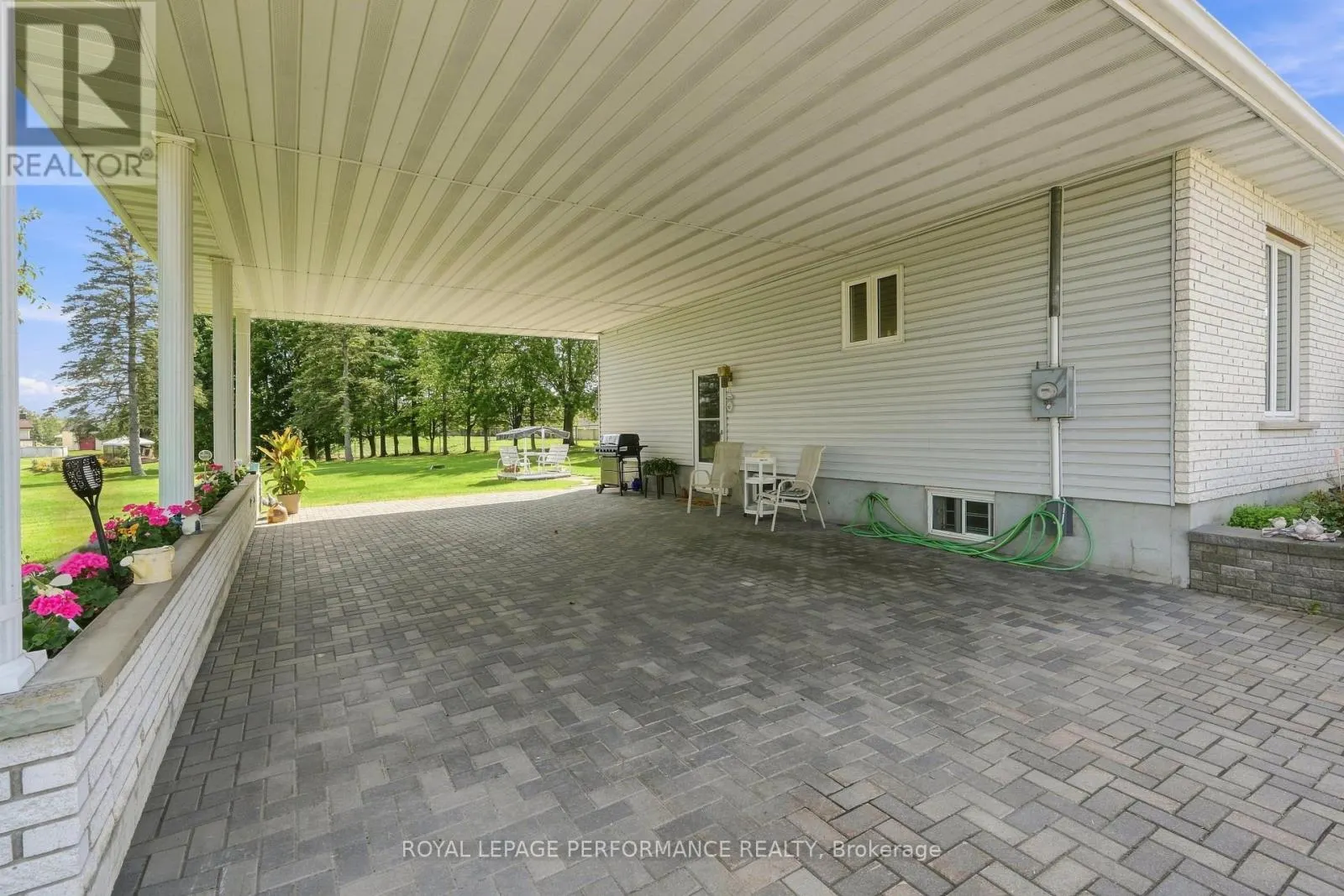 2012 LAJOIE STREET