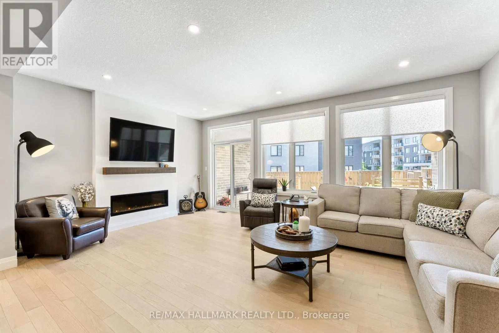 77 REA DRIVE
