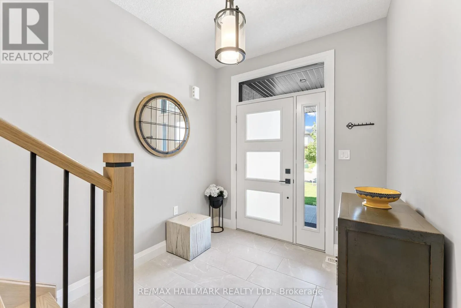 77 REA DRIVE