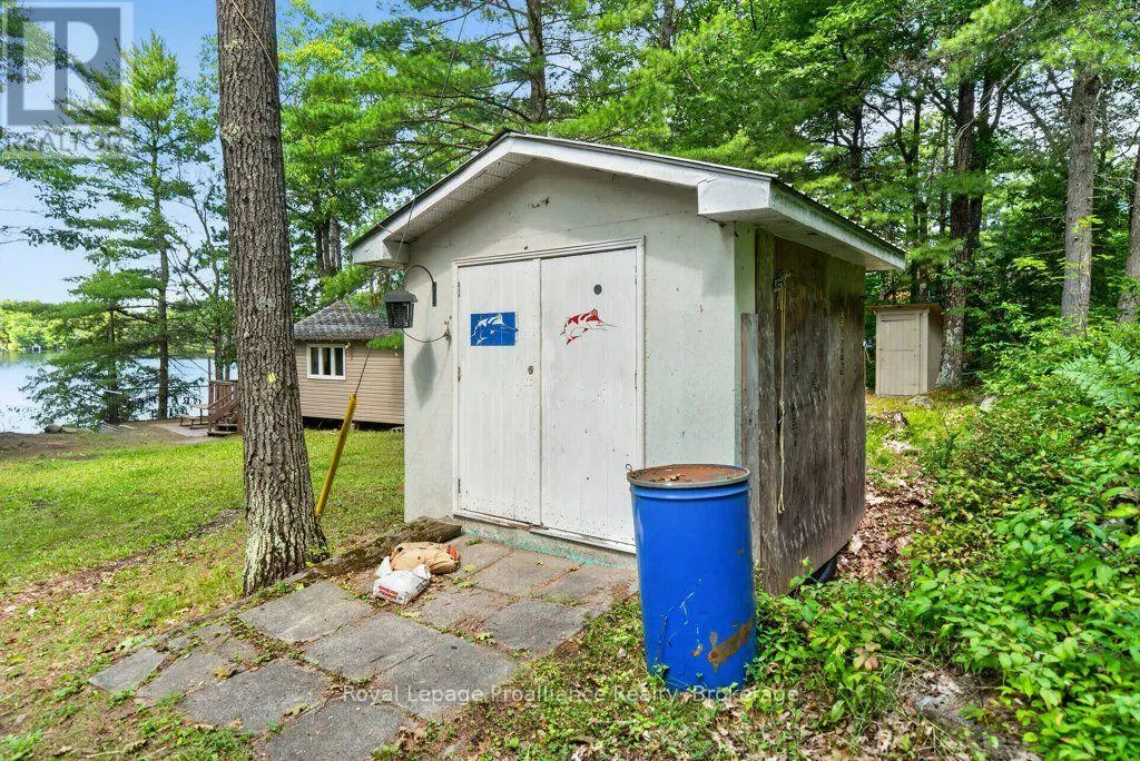 1138 HELEN LANE