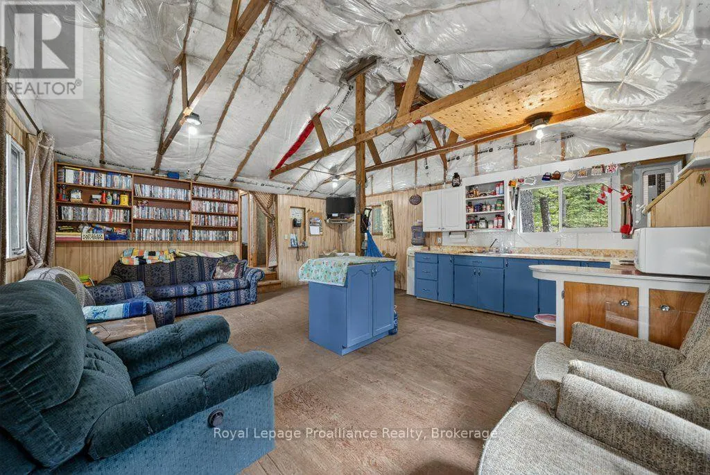 1138 HELEN LANE