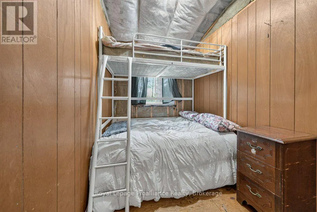 1138 HELEN LANE
