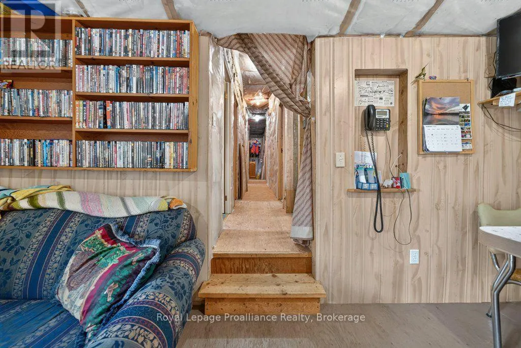1138 HELEN LANE
