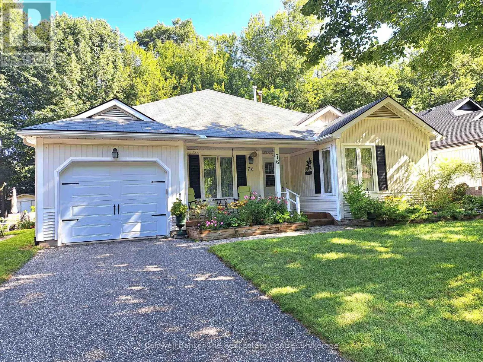 76 PINE RIDGE GATE