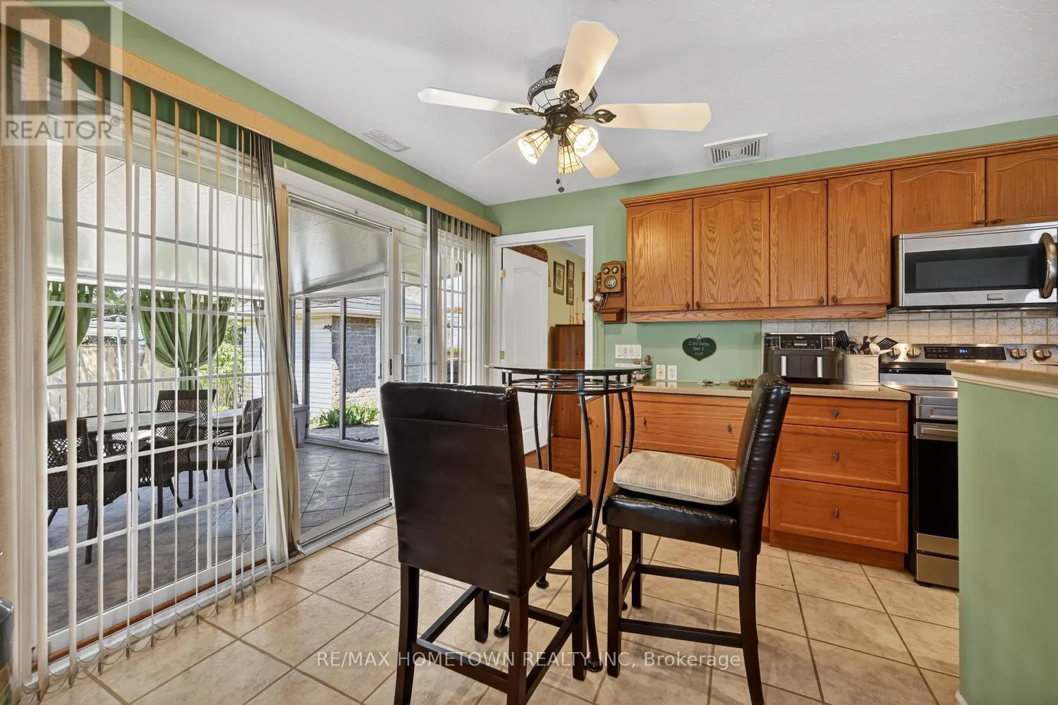 24 REGENCY PLACE