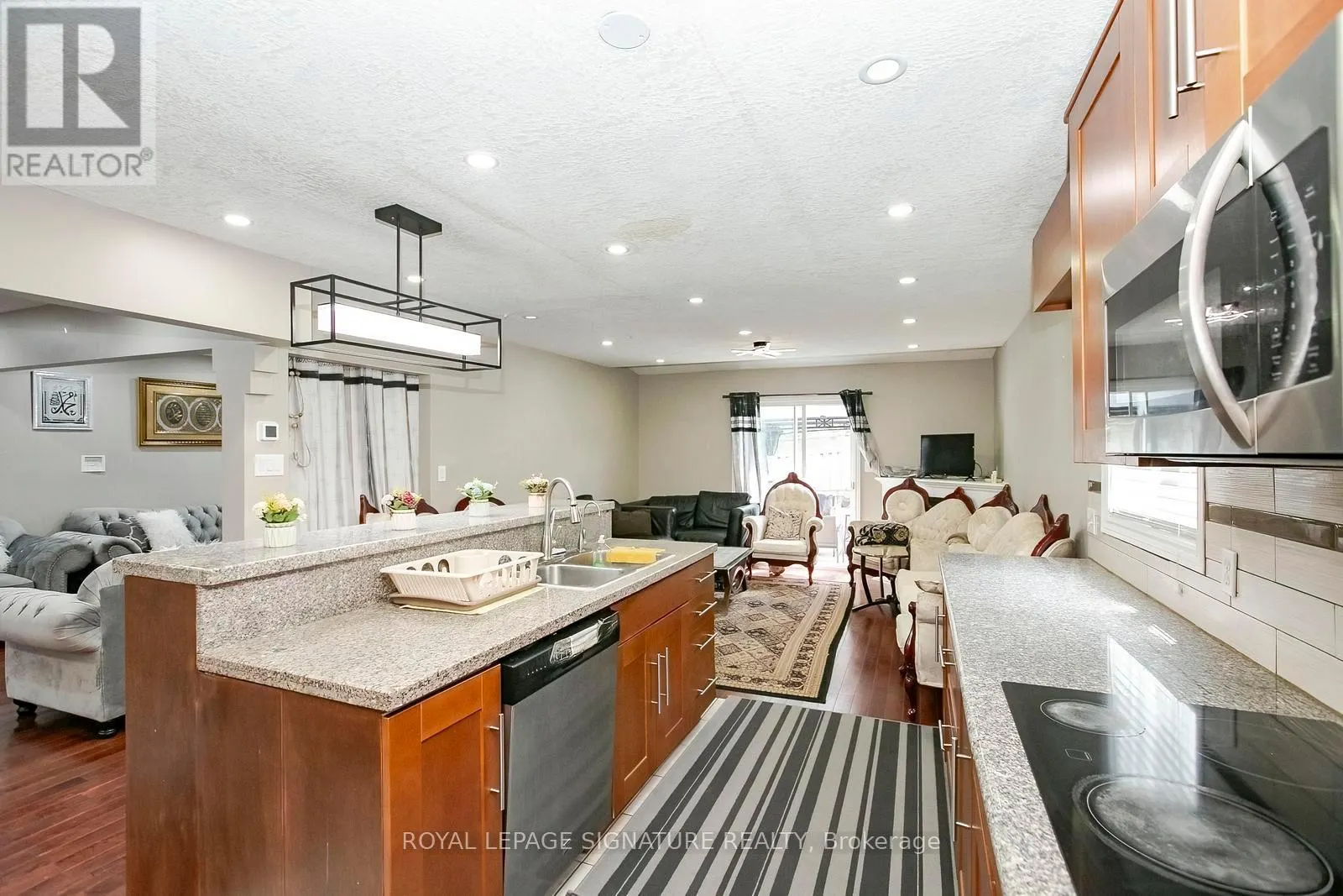 107 GLENCLIFFE COURT
