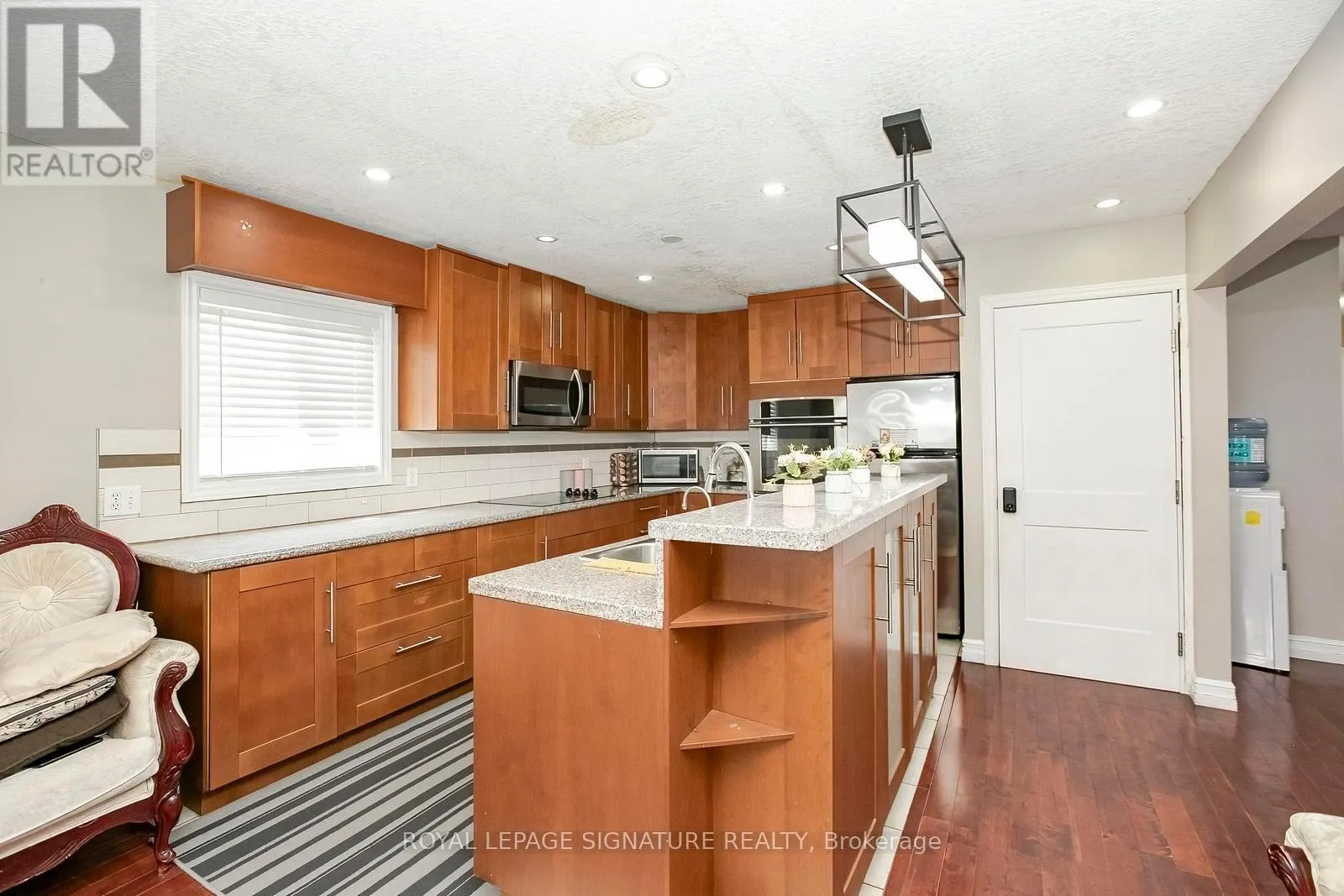 107 GLENCLIFFE COURT