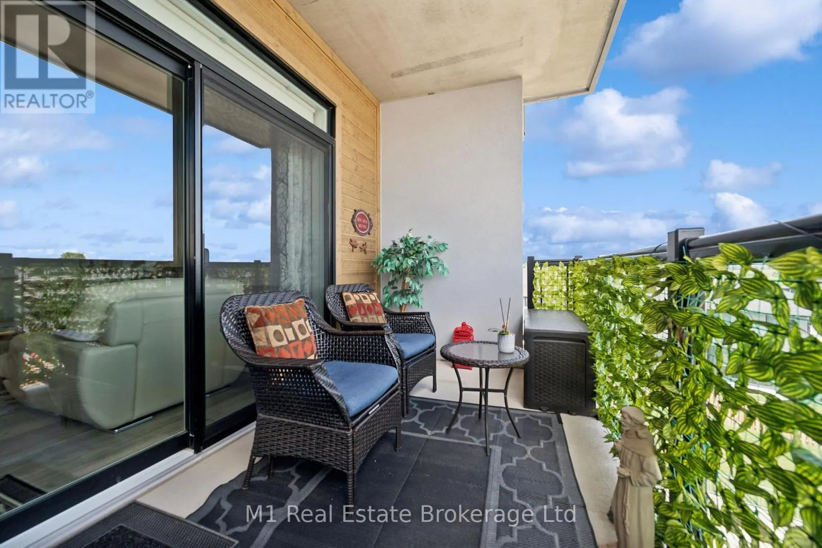 411 - 99B FARLEY ROAD #411