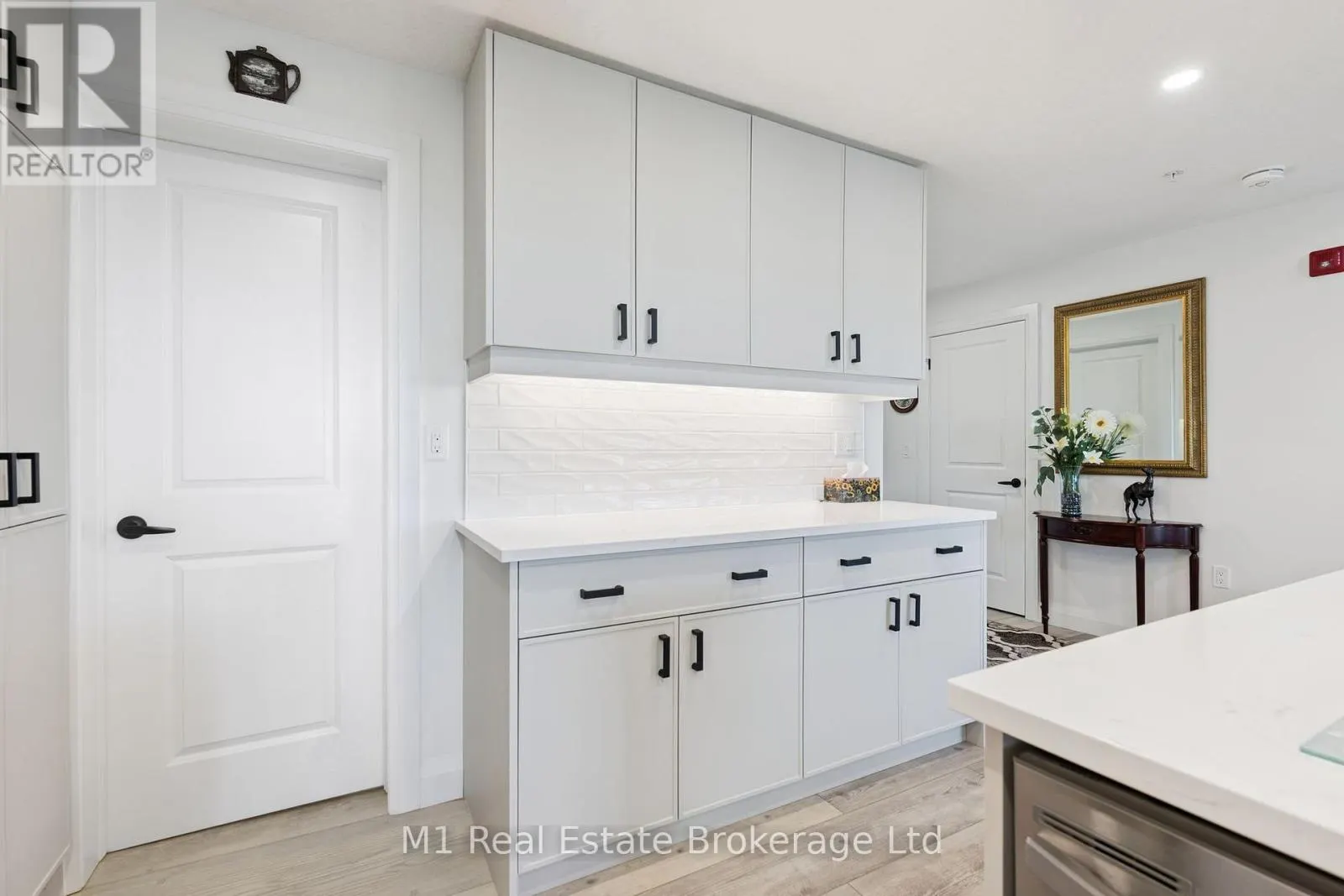 411 - 99B FARLEY ROAD #411