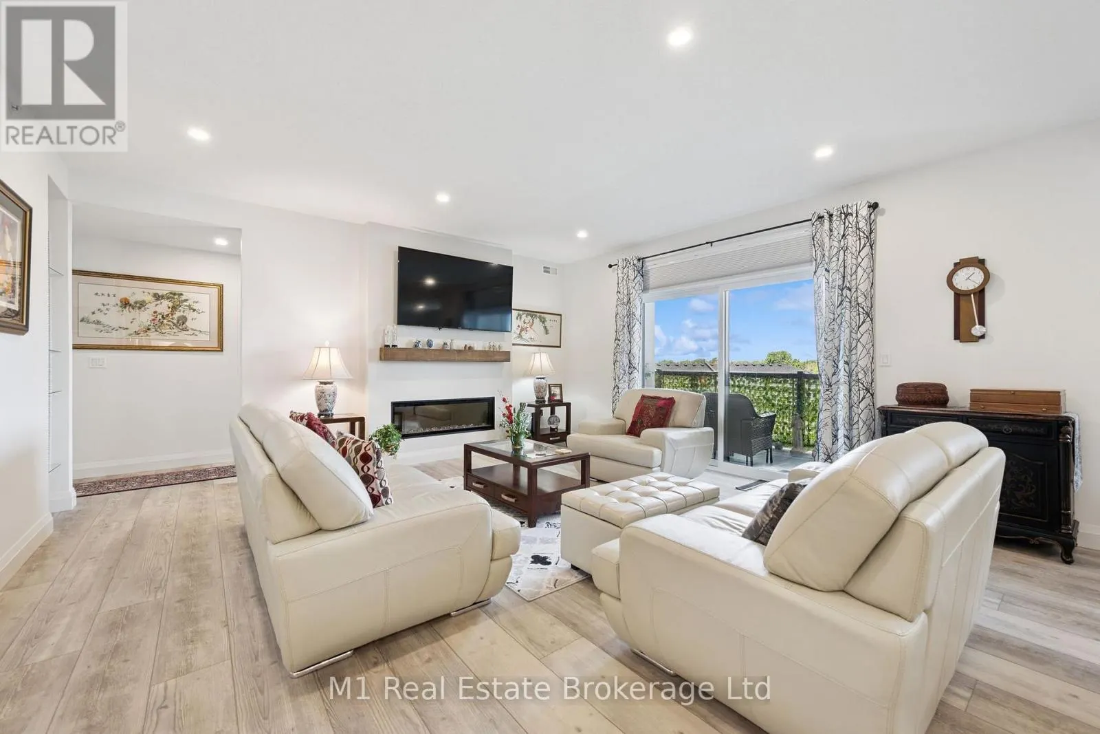 411 - 99B FARLEY ROAD #411