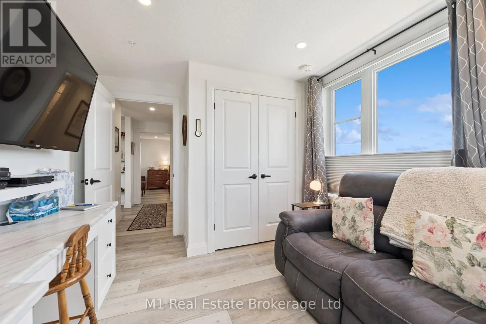 411 - 99B FARLEY ROAD #411