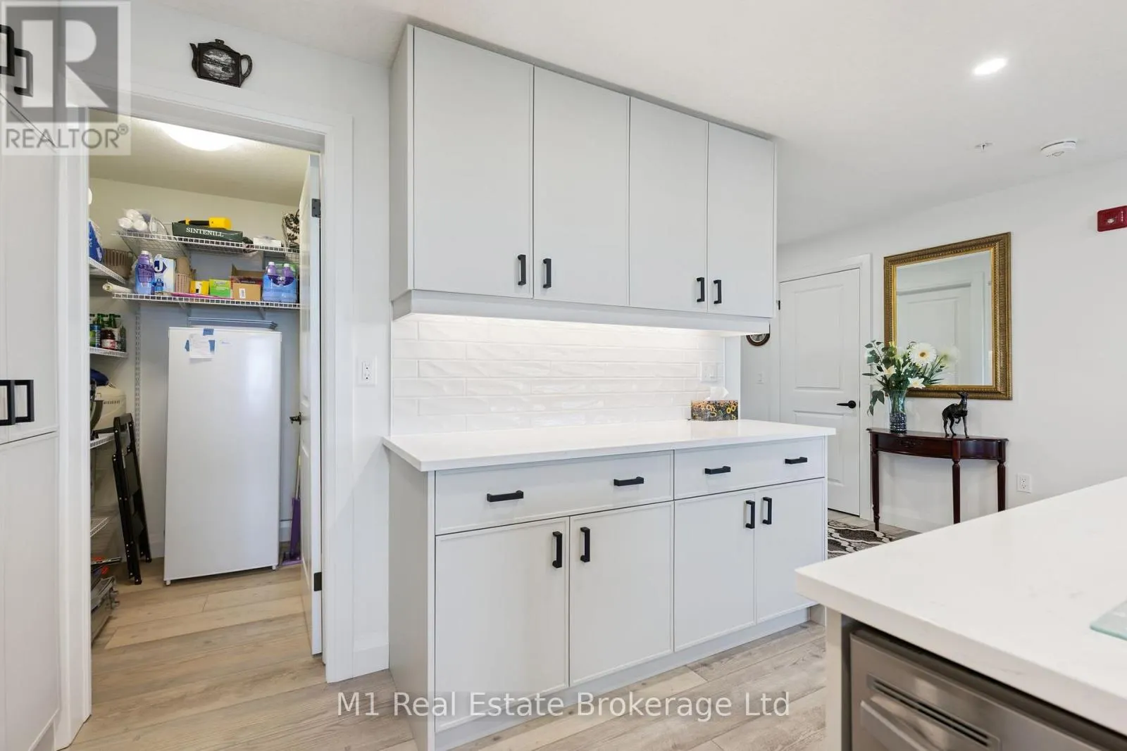 411 - 99B FARLEY ROAD #411