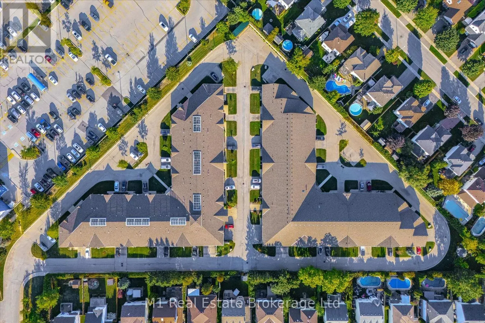 104 - 760 WOODHILL DRIVE #104
