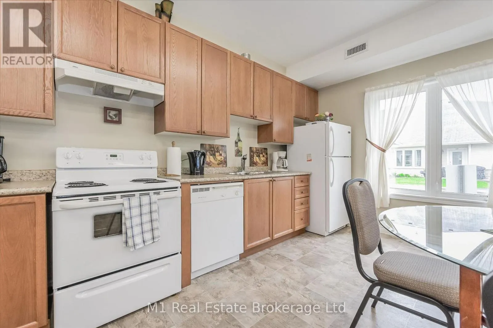 104 - 760 WOODHILL DRIVE #104
