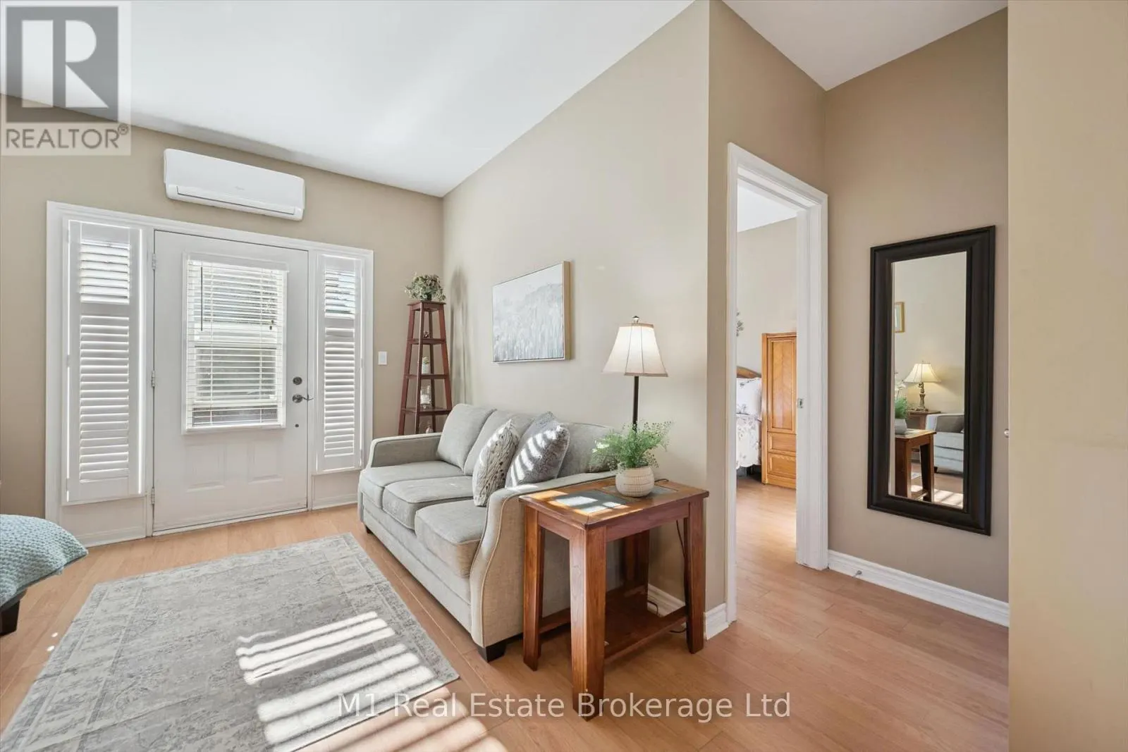 104 - 760 WOODHILL DRIVE #104