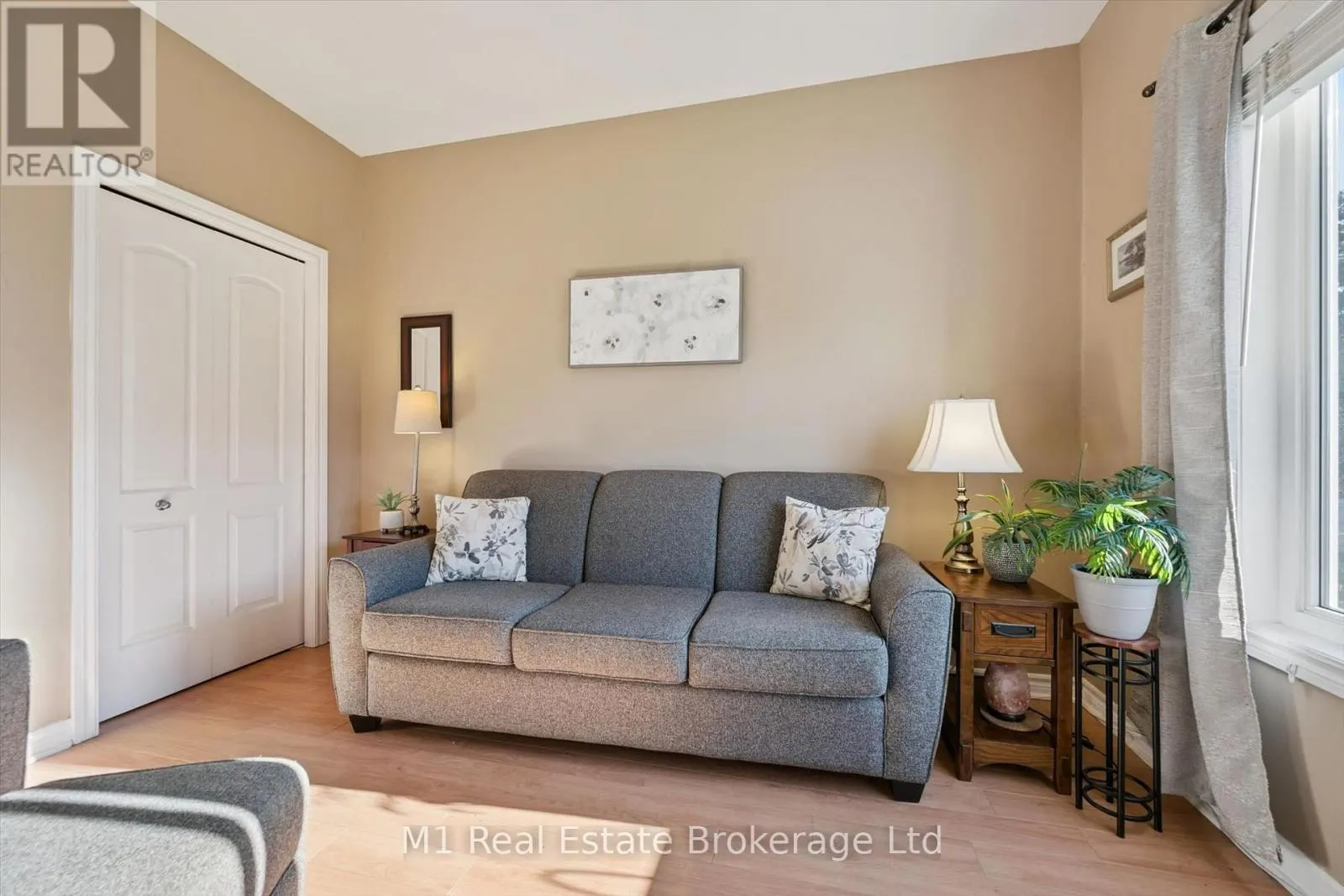 104 - 760 WOODHILL DRIVE #104