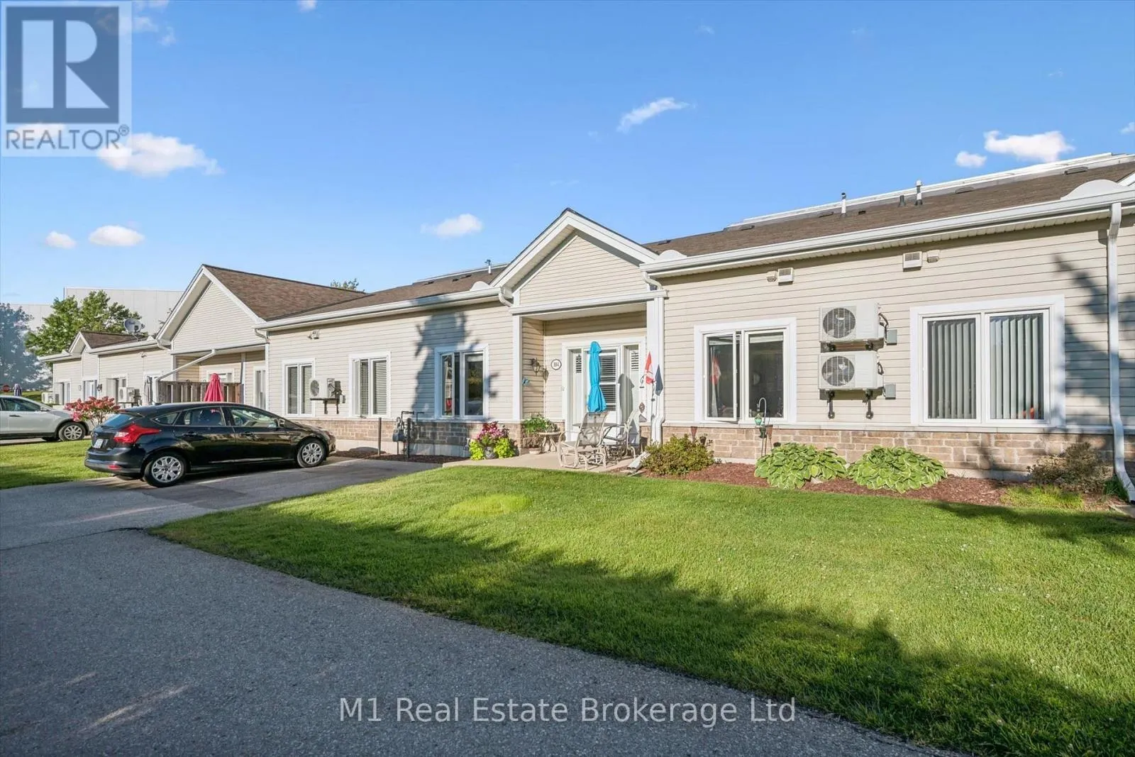 104 - 760 WOODHILL DRIVE #104