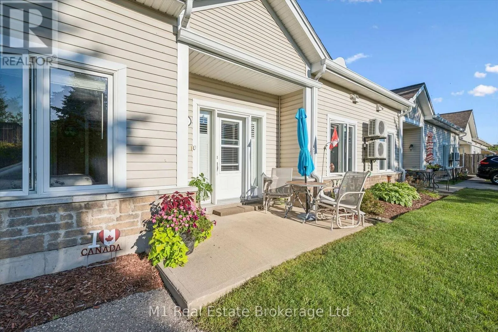 104 - 760 WOODHILL DRIVE #104