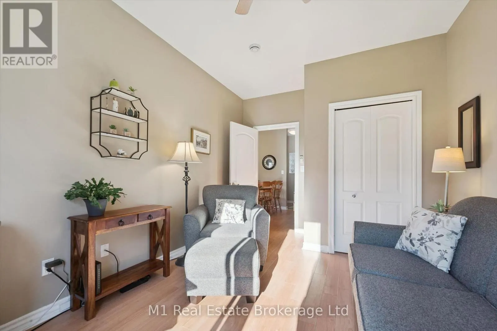 104 - 760 WOODHILL DRIVE #104