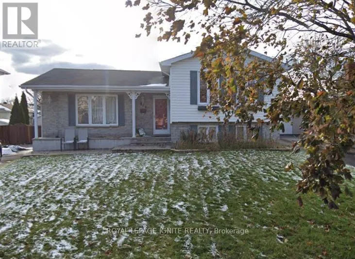 810 CHELSEA CRESCENT