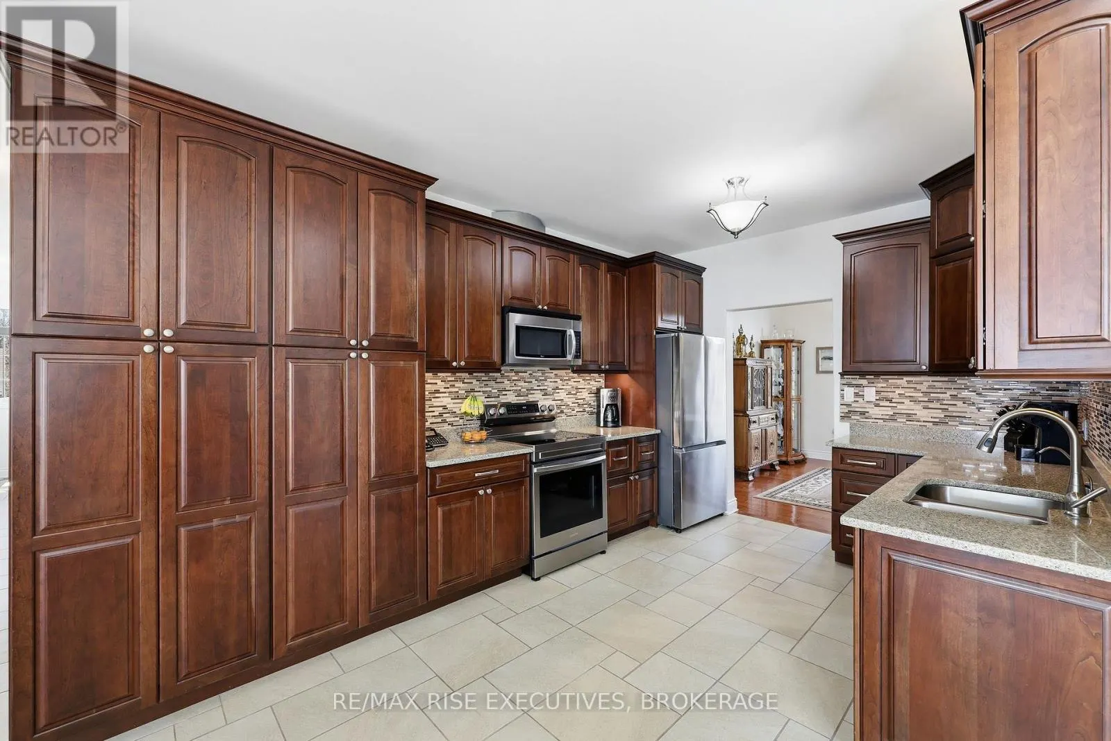255 GOOD FRIEND DRIVE