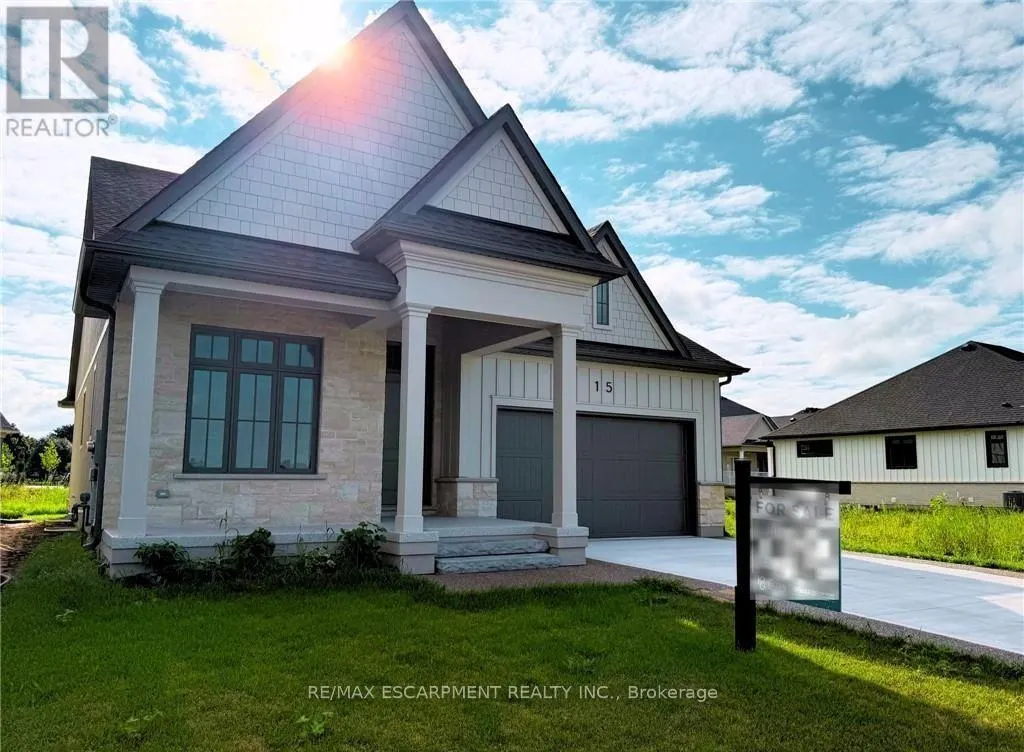 15 OAKLEY DRIVE