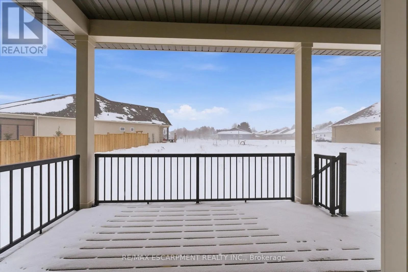 15 OAKLEY DRIVE