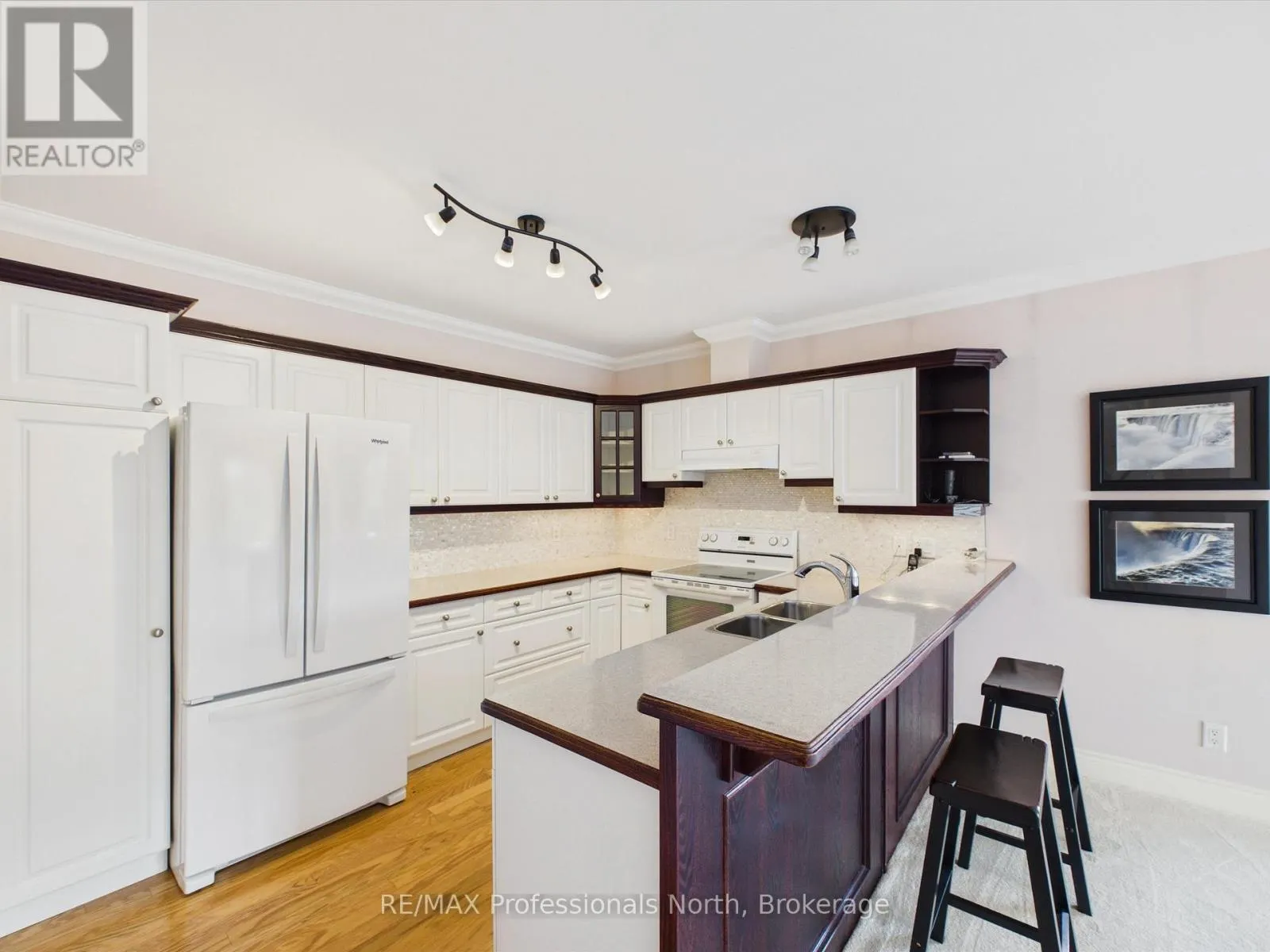 501 - 10A KIMBERLEY AVENUE #501