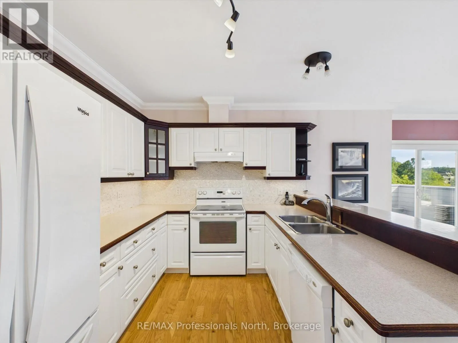 501 - 10A KIMBERLEY AVENUE #501