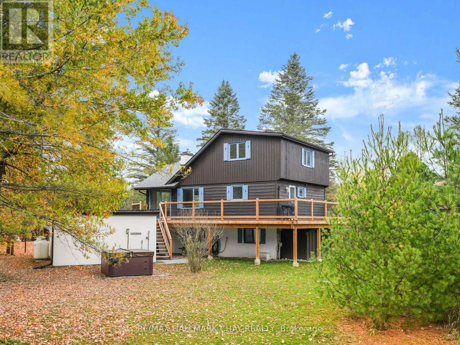 61 PINE RIVER CRESCENT