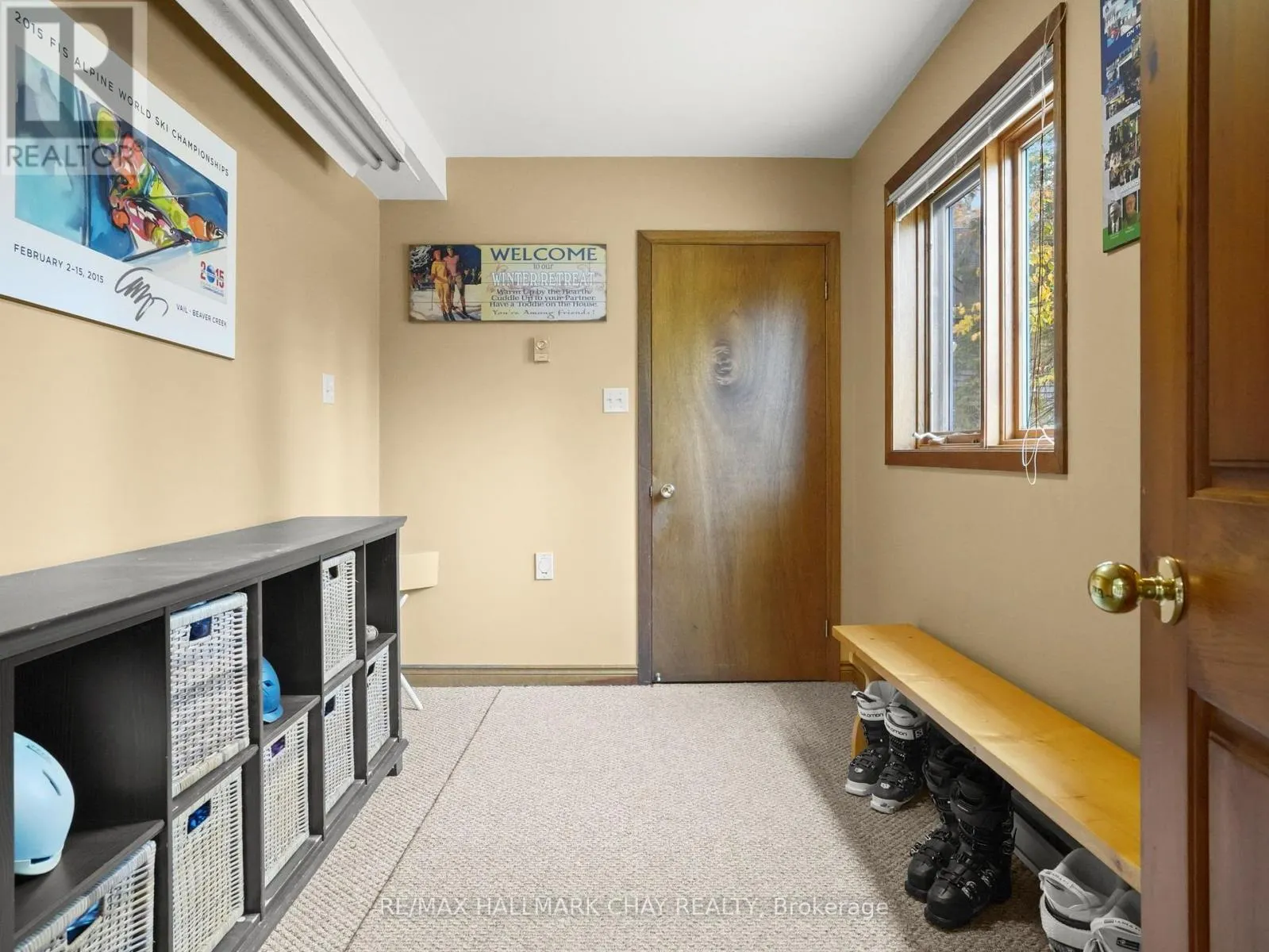 61 PINE RIVER CRESCENT