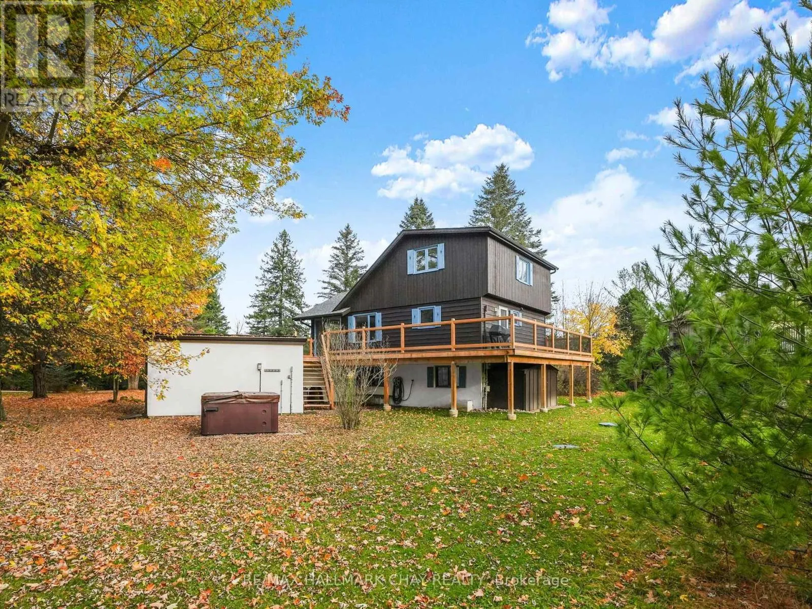 61 PINE RIVER CRESCENT