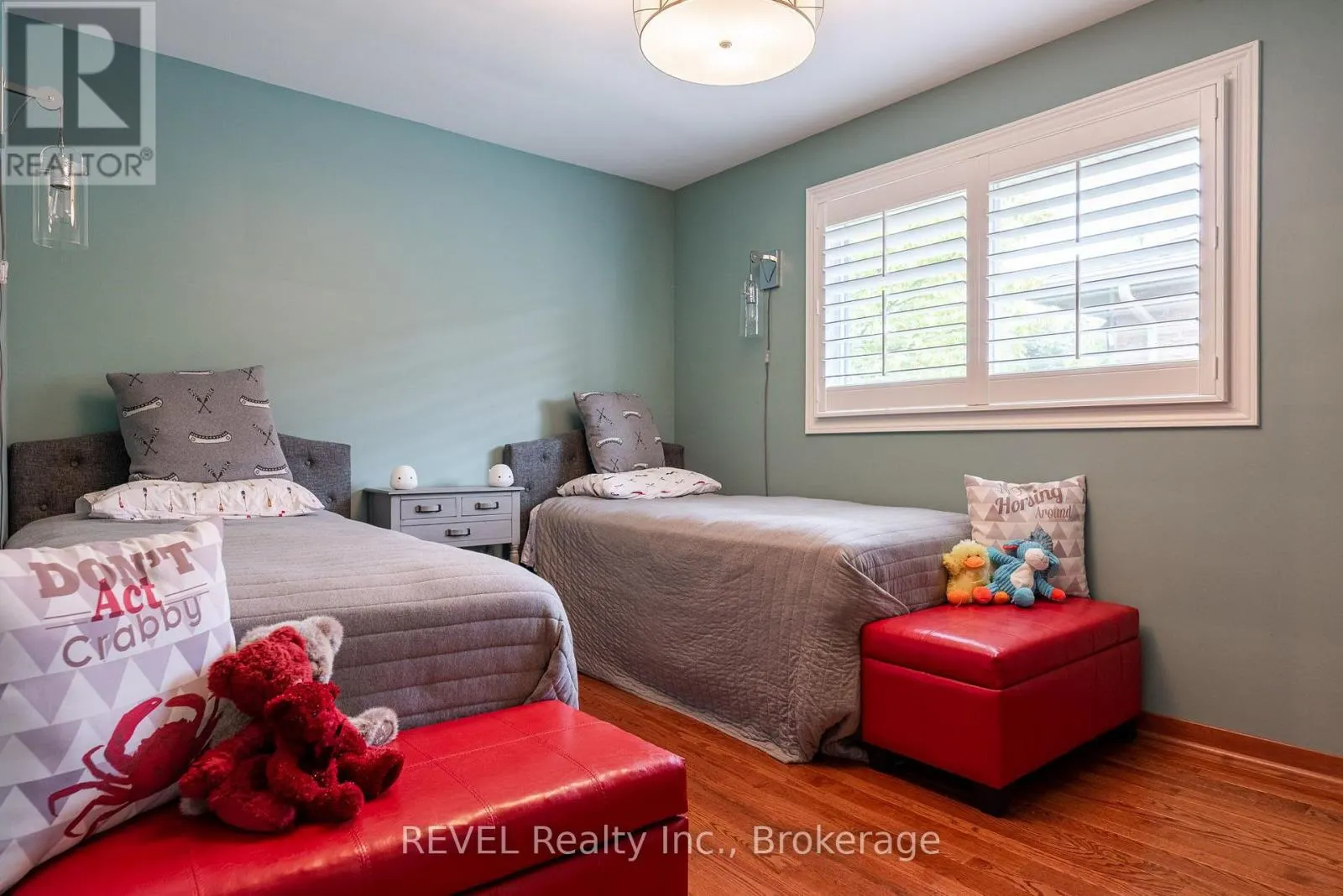 10417 LAKESHORE ROAD