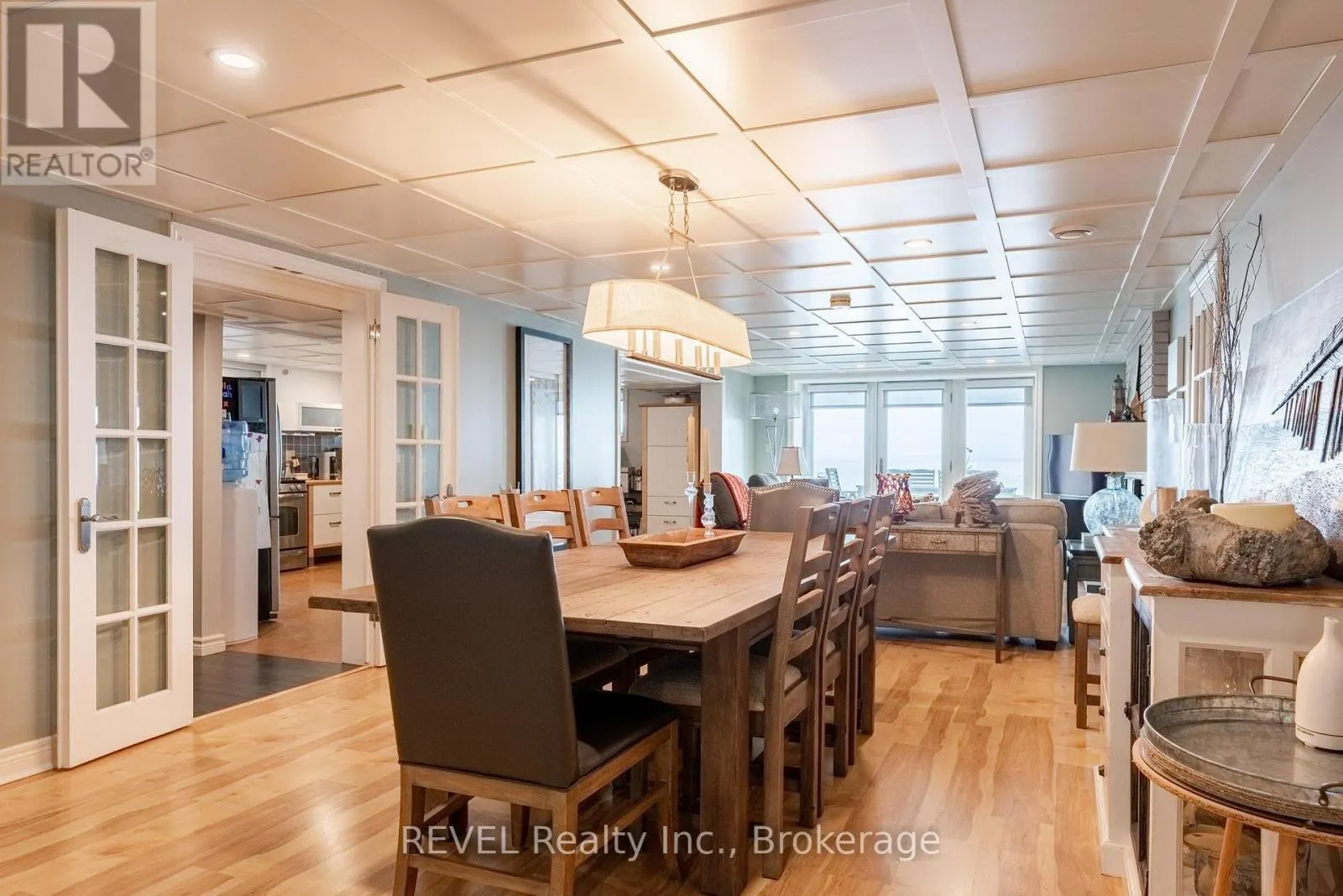 10417 LAKESHORE ROAD