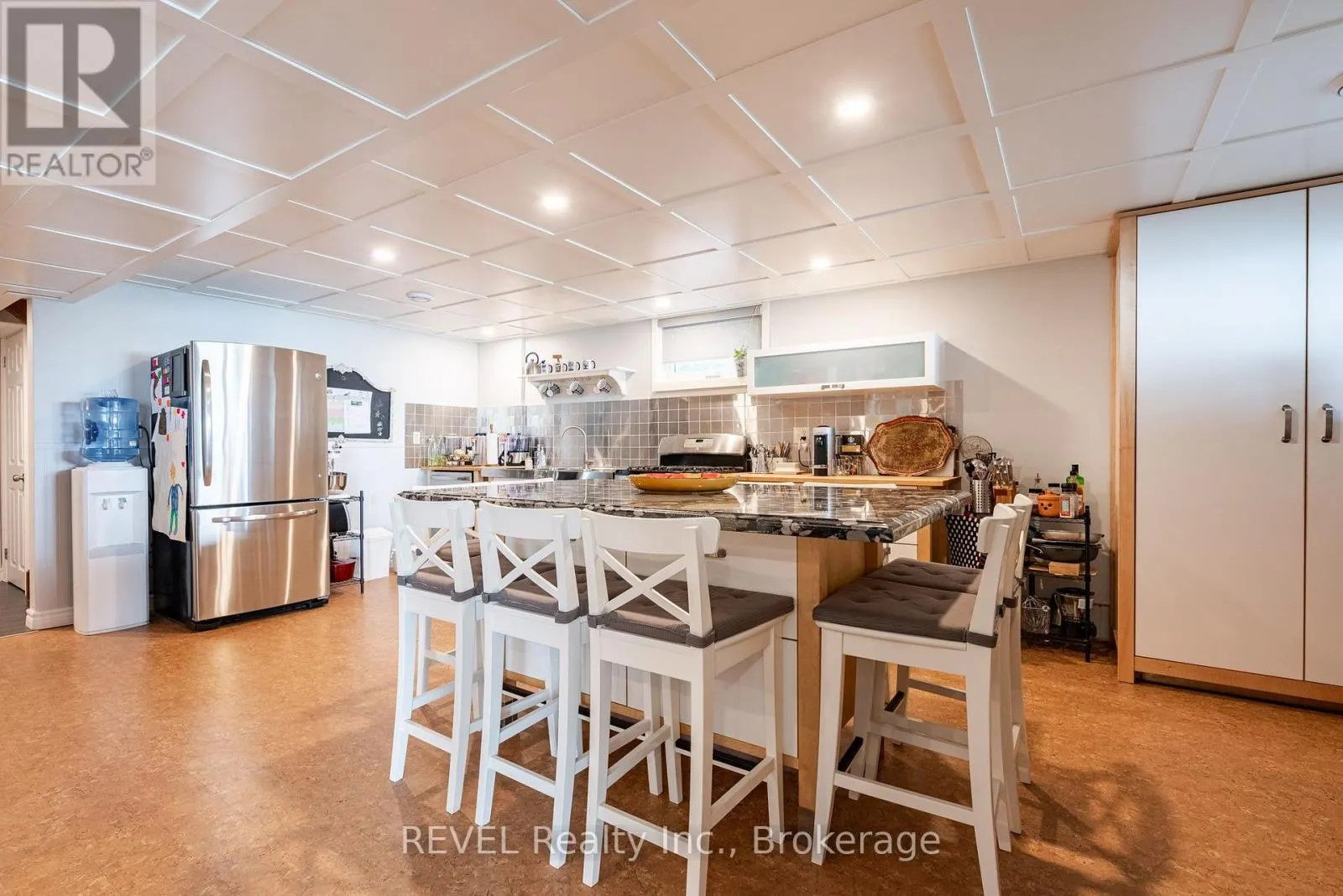 10417 LAKESHORE ROAD