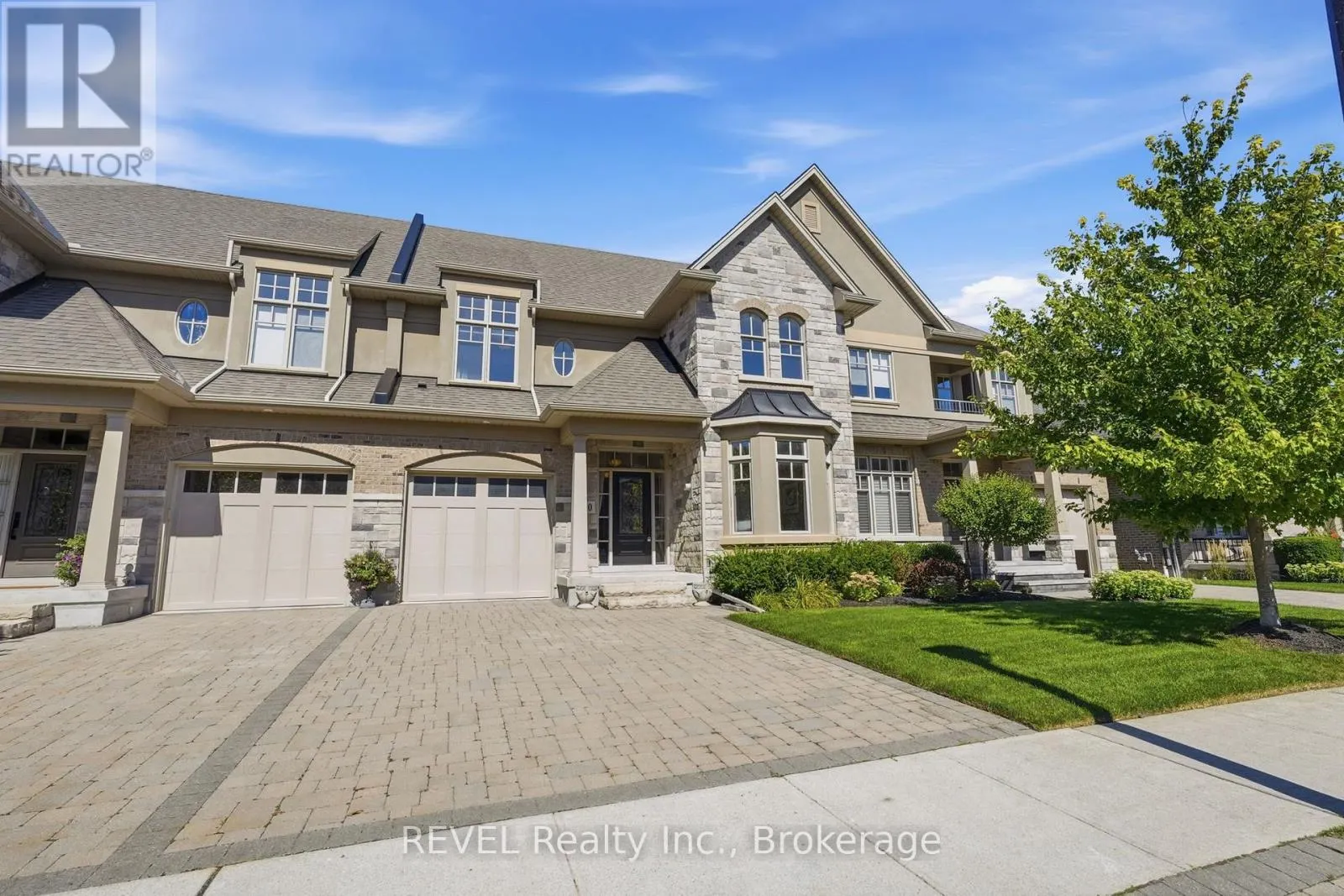 10 EVERGREEN LANE