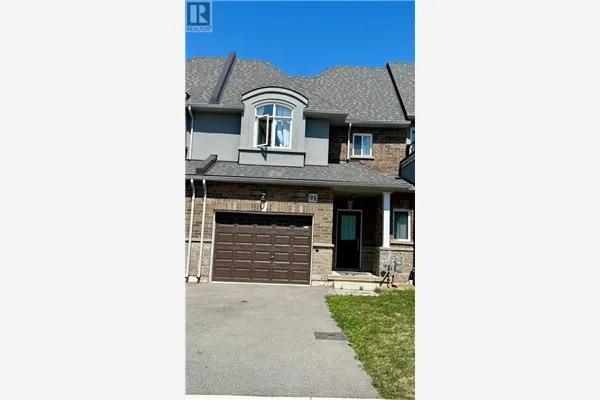 91 PINOT CRESCENT