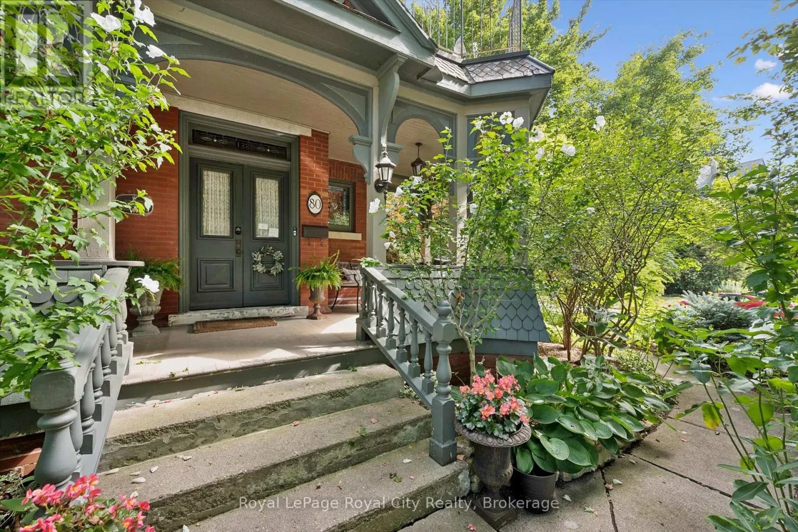 80 LONDON ROAD W