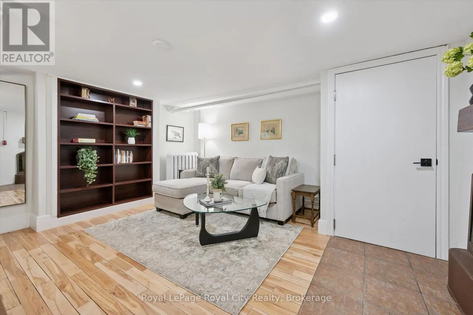 80 LONDON ROAD W