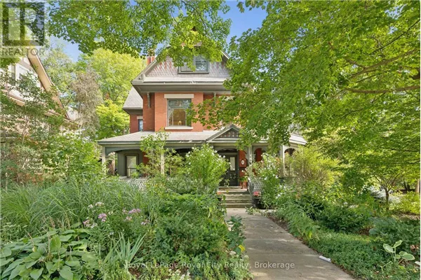 80 LONDON ROAD W