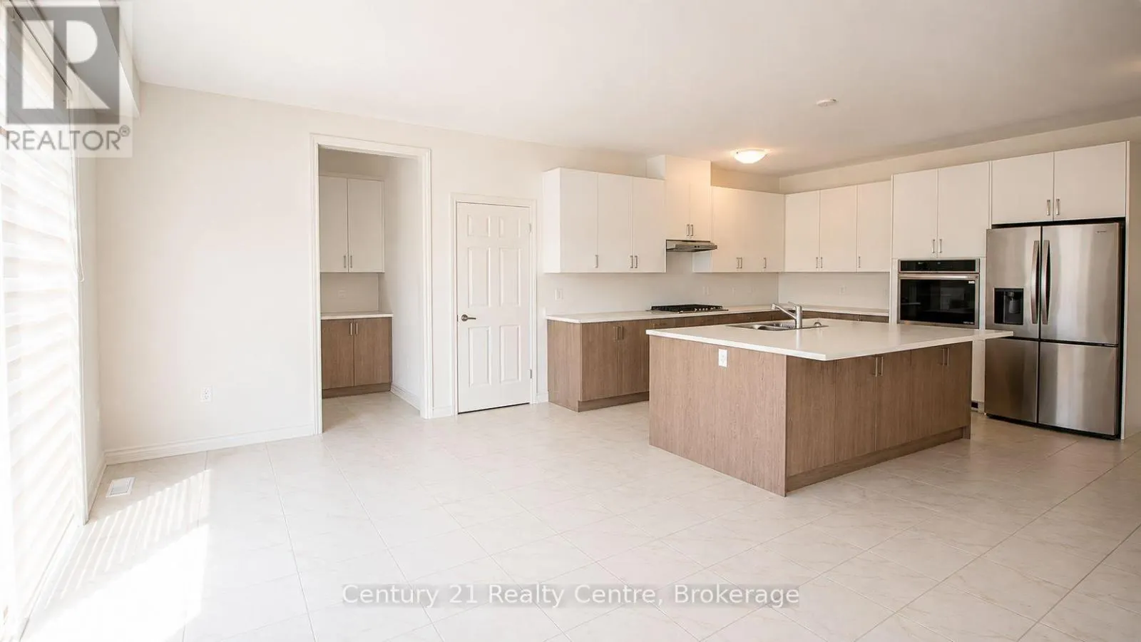 256 REA DRIVE