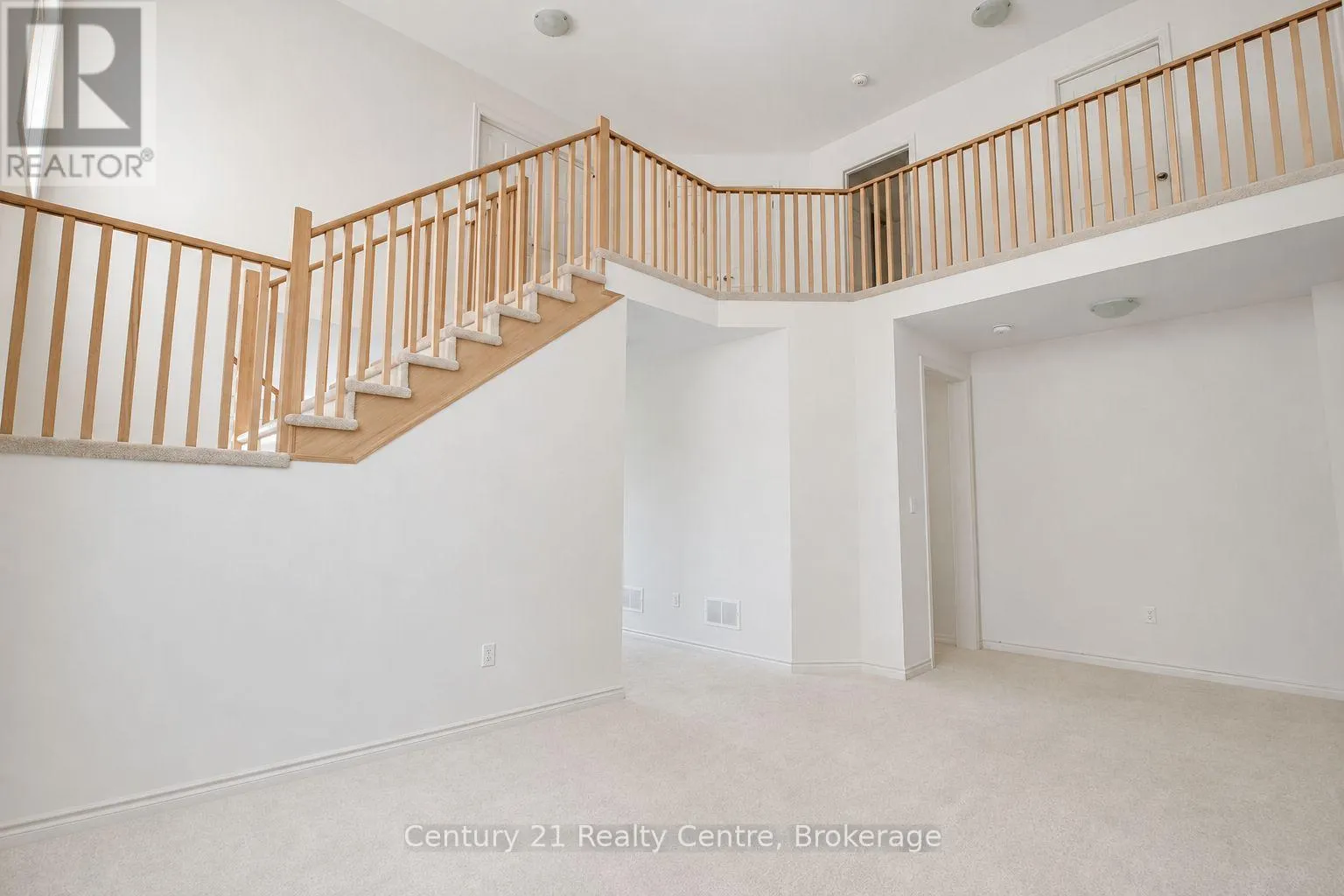 256 REA DRIVE