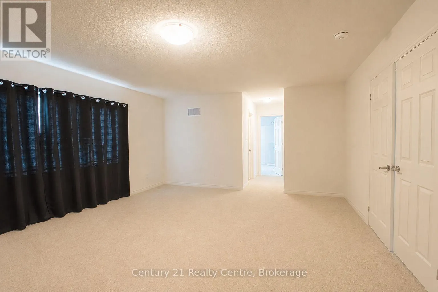 256 REA DRIVE