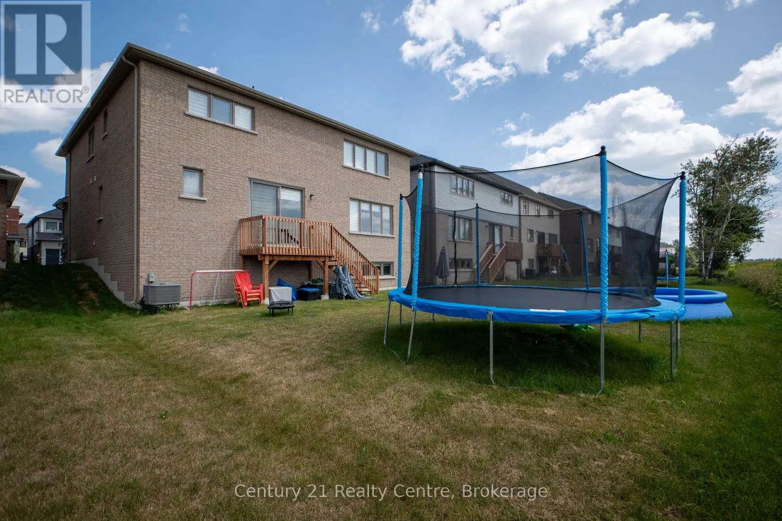 256 REA DRIVE